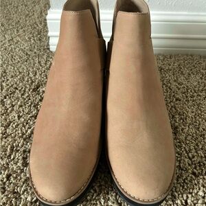 Eileen Fisher Tan Ankle Boots